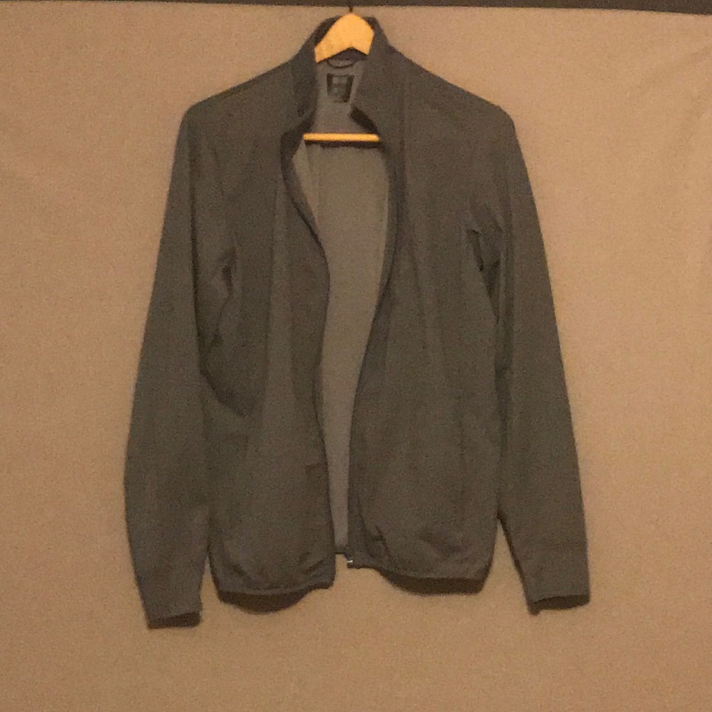 Men’s Uniqlo lightweight jacket